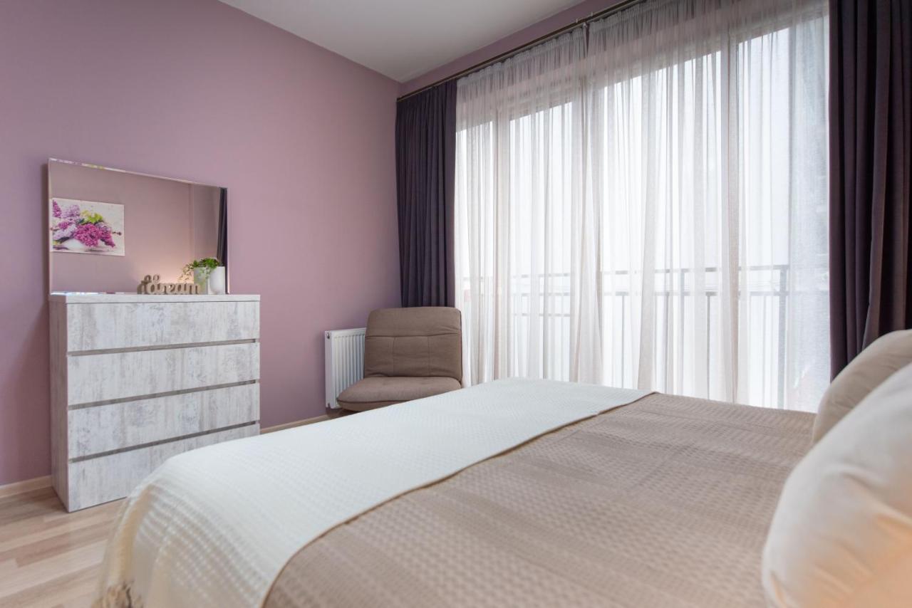 Gg Home - Cozy 2-Bedroom Apartment On Givi Kartozia Tiflis Dış mekan fotoğraf