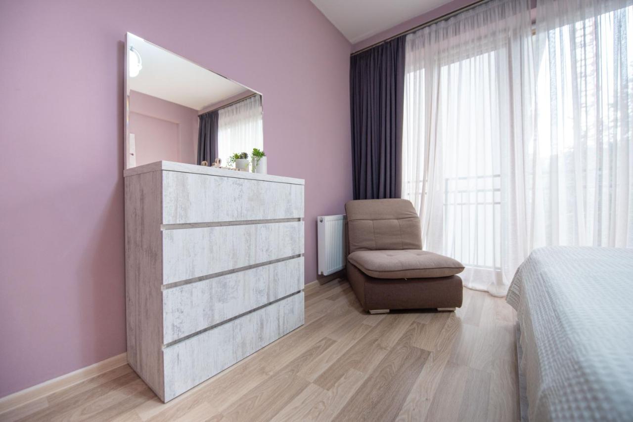 Gg Home - Cozy 2-Bedroom Apartment On Givi Kartozia Tiflis Dış mekan fotoğraf