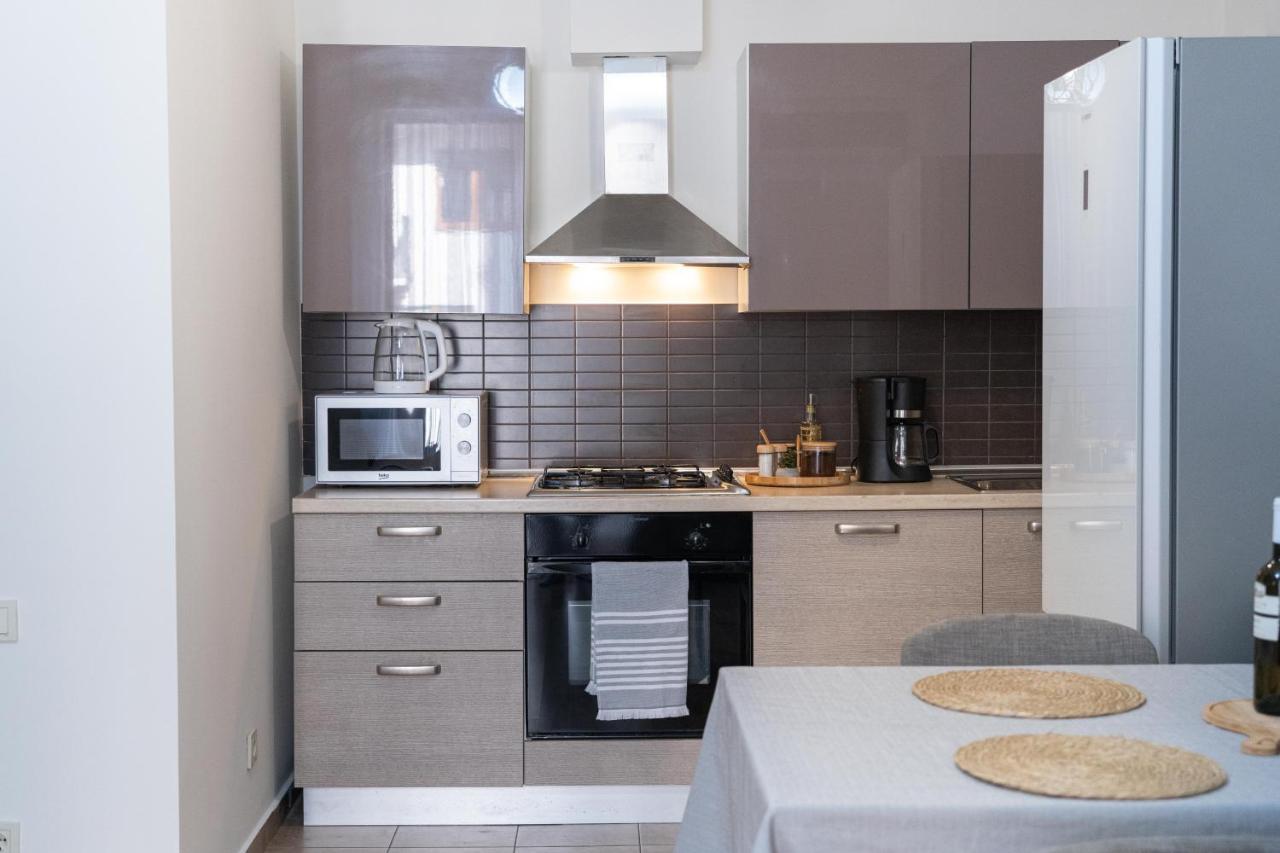 Gg Home - Cozy 2-Bedroom Apartment On Givi Kartozia Tiflis Dış mekan fotoğraf