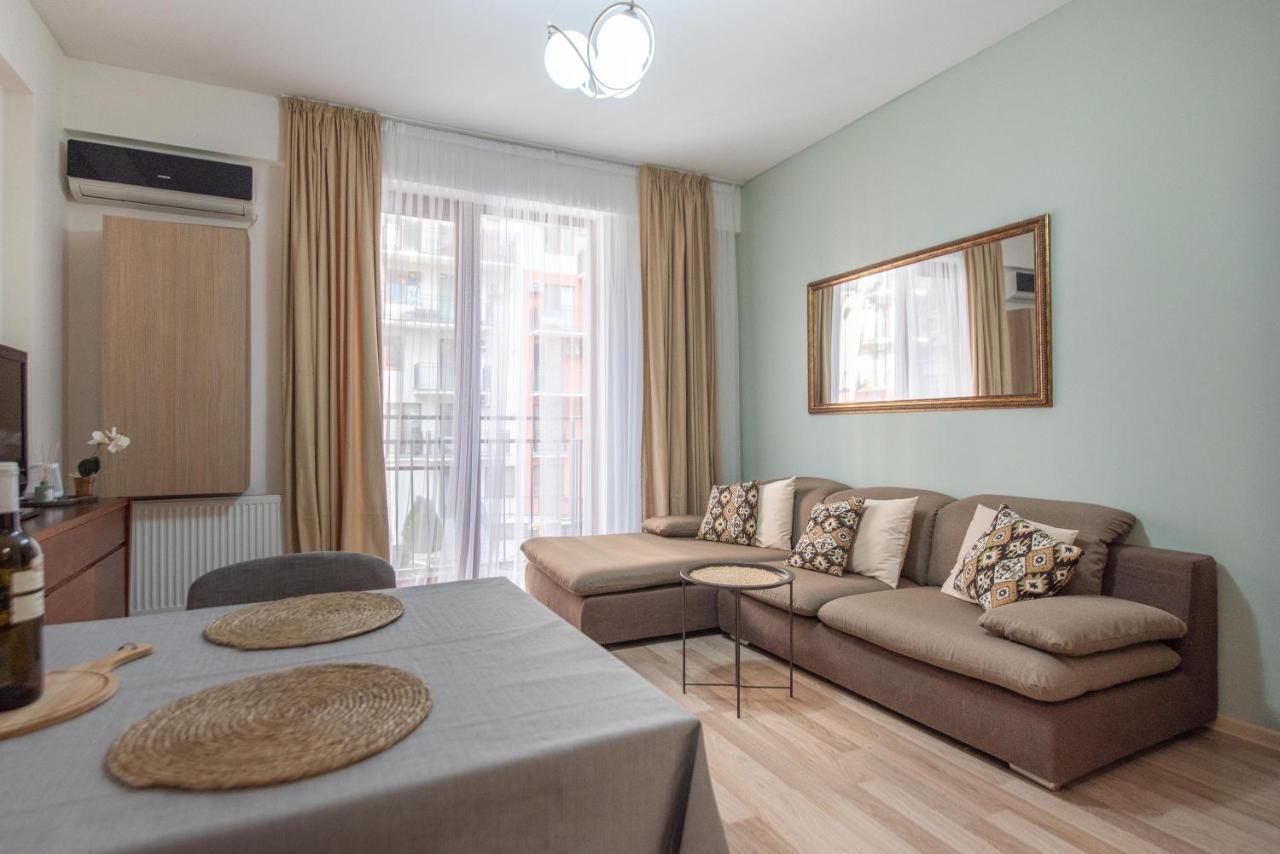 Gg Home - Cozy 2-Bedroom Apartment On Givi Kartozia Tiflis Dış mekan fotoğraf