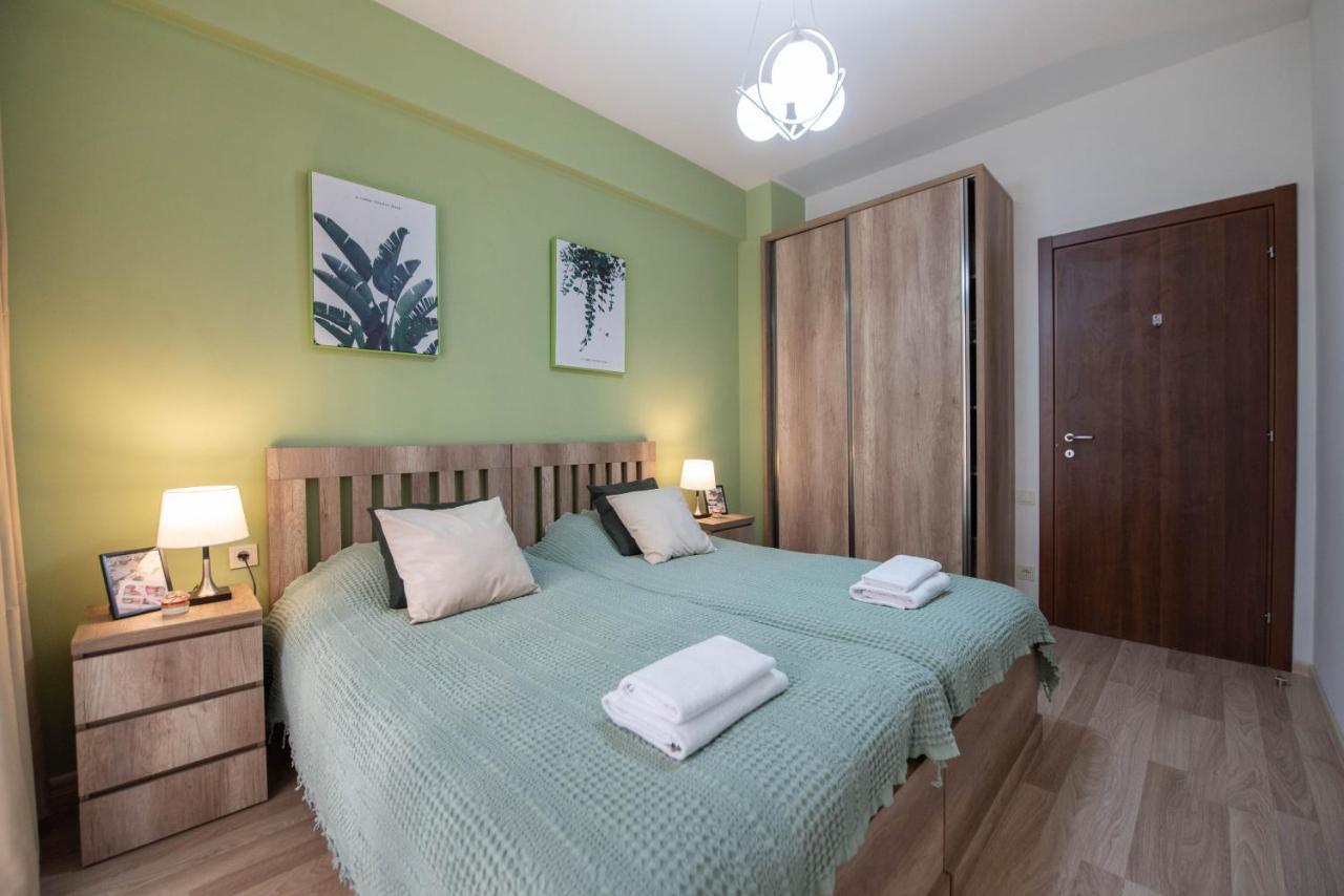 Gg Home - Cozy 2-Bedroom Apartment On Givi Kartozia Tiflis Dış mekan fotoğraf